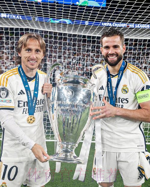 马德里主义者! 纳乔与皇马的故事:24座奖杯 马德里主义者! 纳乔与皇马的故事:24座奖杯